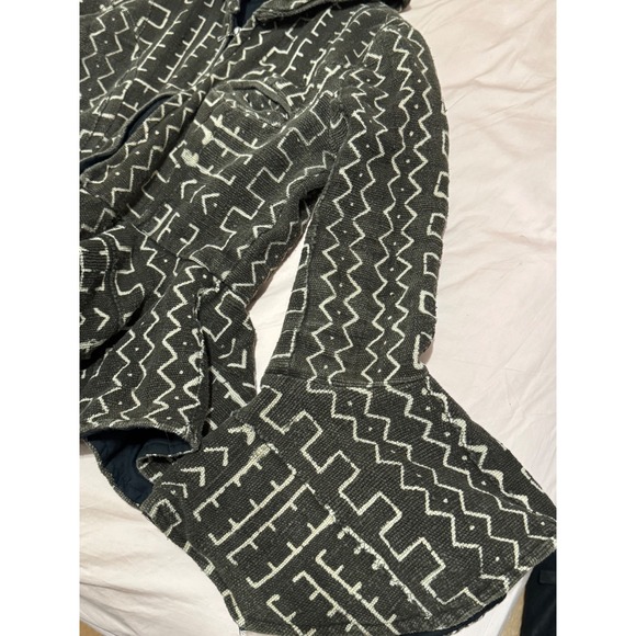 Unique Geometric Print Mud Cloth Peplum Jacket Bell Sleeves Collar - Picture 6 of 7